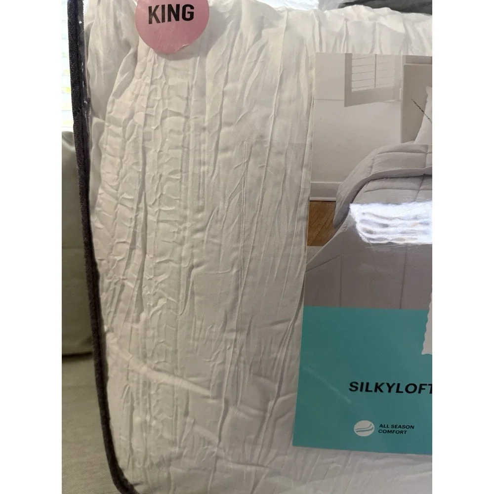 EVERYDAY Martha Stewart KING Bed Comforter white